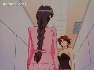 Rambut pirang animasi pornografi lesbian penyusunan di luar dengan sebuah manis sayang